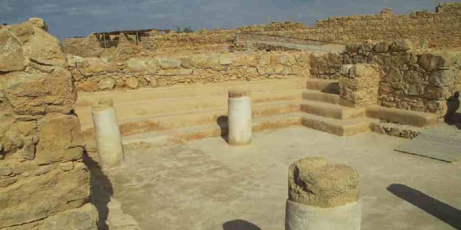 The_synagogue_in_Masada 10 Most Meaningful Things to do at Masada